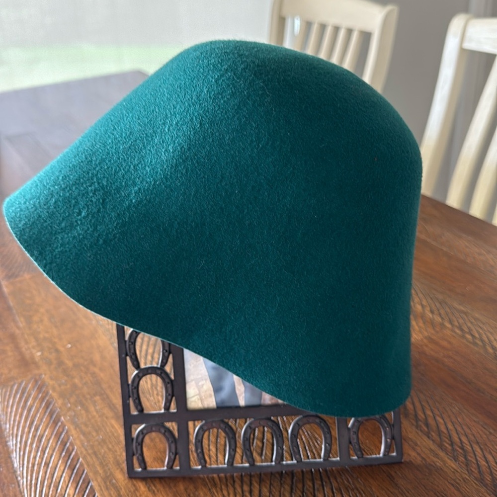 Anthropology wool hat - adorable to wear most all seasons